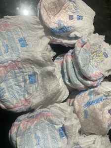 L Size Mamy Poko 34 Pcs