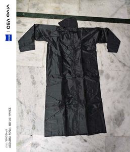 Black Reusable Rainwear Raincoat Mansoon
