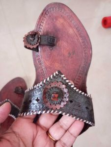 Kolhapuri Chappal