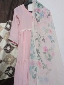 Elegant Pink Ethnic Gown