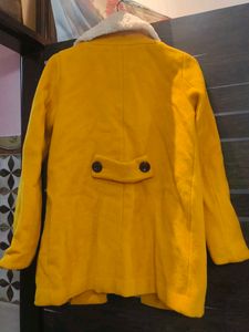Stylish Yellow Coat with Fur Collar