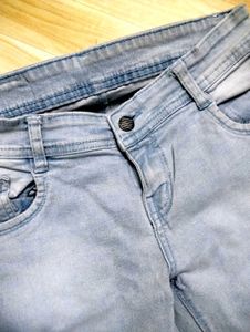 Light Wash Skinny Jeans