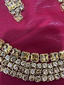 Heavy Stone Work Set With Pendent