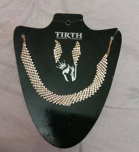 Stone Necklave With Ear Ring
