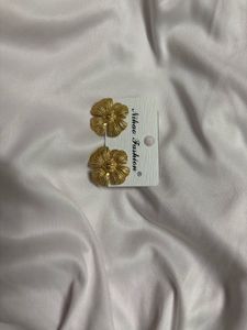 Gold Flower Earrings