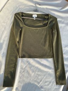 H&amp;M Square Neck Woolen Top/Size-S
