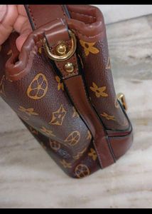 SALE 🆕🎅🎄Stylish imported sling bag