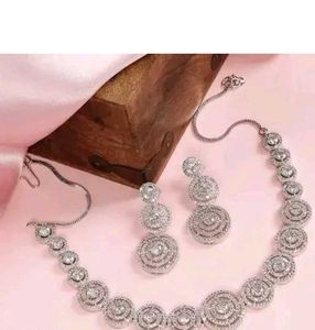 Elegant Silver Jewelry Set