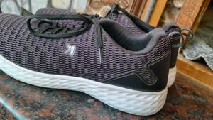 Eeken Mesh Lace-Up Sneakers – Purple (UK 7 | US 8