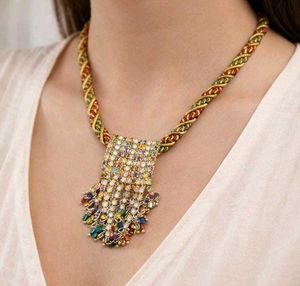 TRADITIONAL MULTICOLOR BEADED NECKLACE