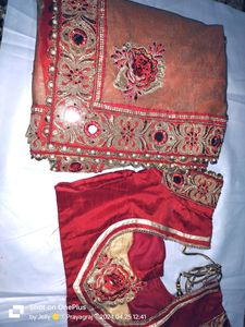 Designer Saree With Blouse