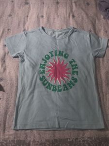 Enjoying Sunbeams Tee