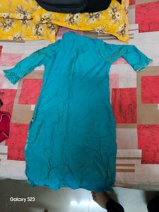Beautiful Kurti_M Size_few Days Used Just