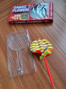 55)Toy Airplane with Pilot &amp; Candy Flower