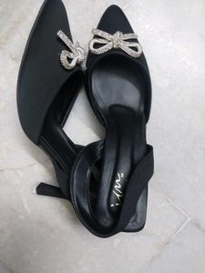 JM Looks Black Bow Kitten Heels