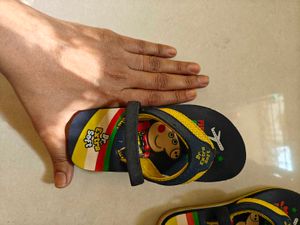 Kids&#39; Assorted Flip-Flops - Size Unknown