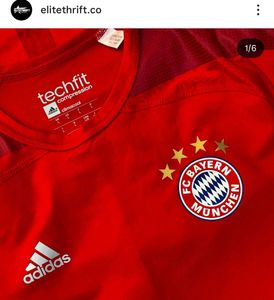Red Bayern Munich Compression