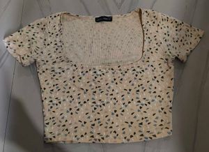 SHEIN Printed Crop Top