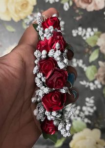 3 Floral Hair Accessories