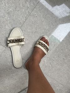 Zara Chain Detail Slides