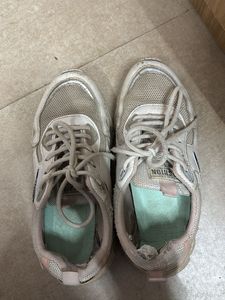 White sports shoes