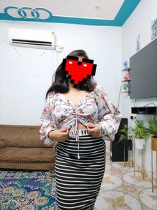 Floral Print Crop Top