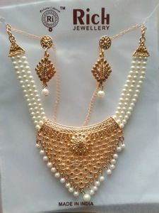 Pearl Jewellery Set