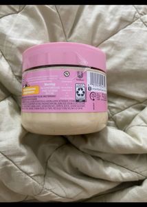 Dove Crumbl Lemon Glaze Scrub