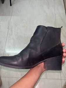 H&amp;M Divided Black Boots