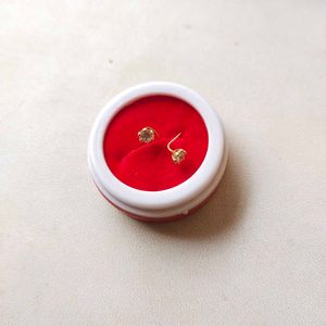18K Pure Gold White Dimond Nose Pin 1 Pair
