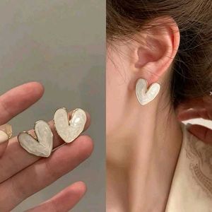 White Heart Shaped Cute Korean Studs