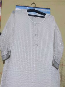 White Embroidered Beautiful Kurti
