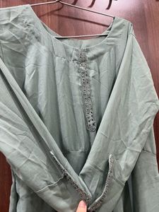green long top