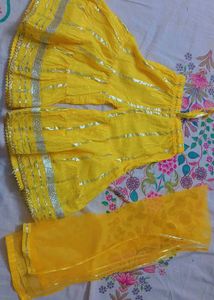 Adorable Yellow Kids Ethnic Set