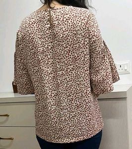 Beautiful Casual Printed Top – Size L | 109°F