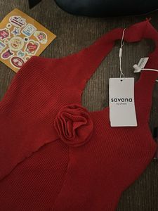 Rose Knit Top❤️🍓🐙🍉🧣👠🥤
