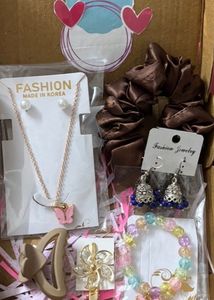 Girls Hamper: Free Delivery