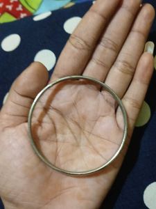 Silver Bangle (कडा)
