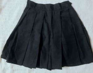 Black Pleated Mini Skirt