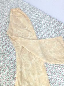 Elegant Beige&amp; Gold Brocade Pants ₹650d price👇