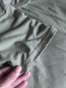 T SHIRT