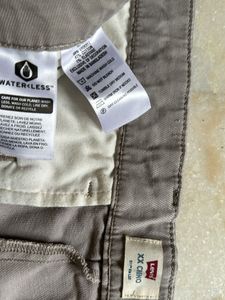 Levi’s Chino Light Grey Pants For Men