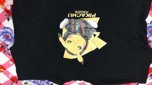 Pikachu &#39;Pokemom&#39; Graphic Tee