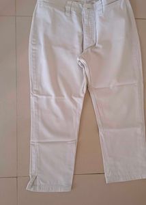 Off-White Cropped Pants