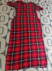 Red Kurta