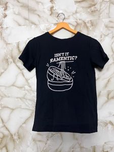 Black Tshirt