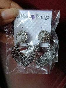 New Silver Earing