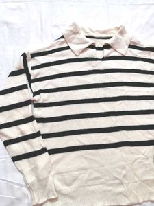 Off White And Black Cardigan 💫