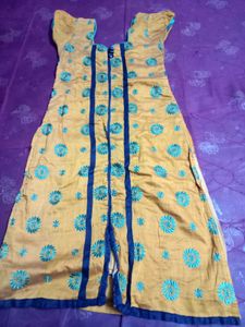 Kurta Set, Size 30 , Little Damages Dupatta