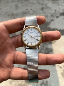 Seiko vintage Roman Dial Quartz Watch